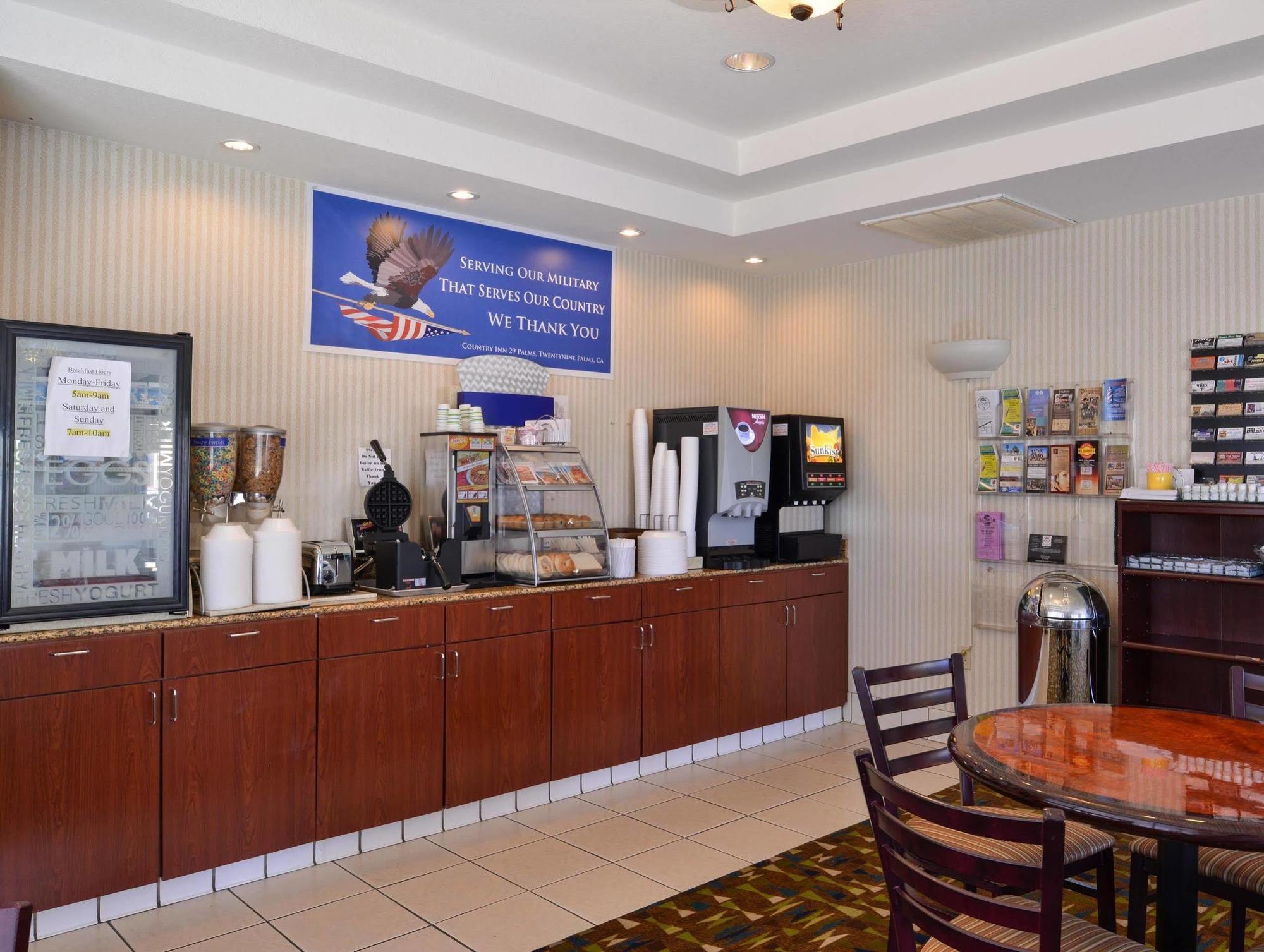 Americas Best Value Inn - Joshua Tree/Twentynine Palms Exterior foto